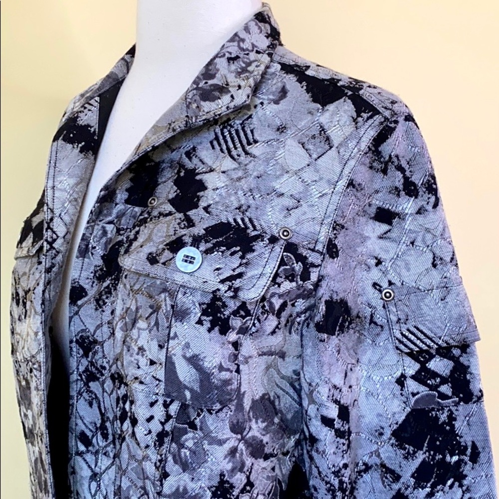 Chico's Jacquard Silver Patterned Open Jacket - image 2